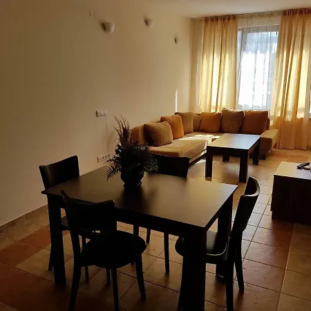 リゾート Helios *