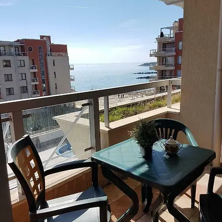 リゾート Helios *